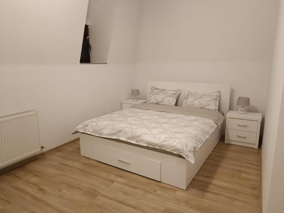 Moonlight Apartments Сібіу Екстер'єр фото